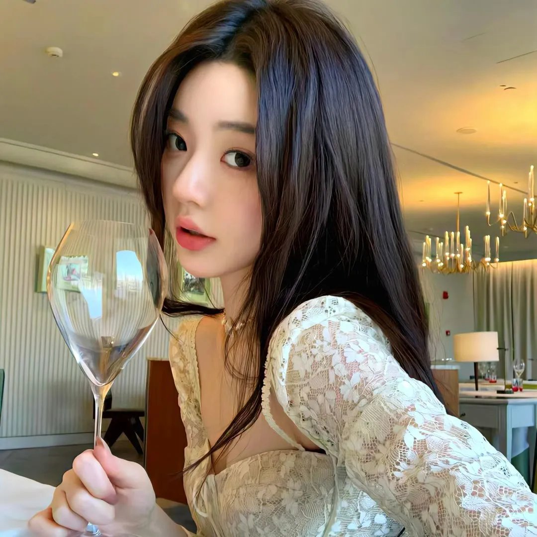 如蝶翩翩